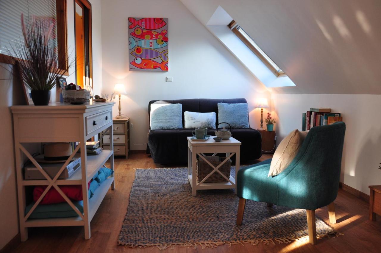 Roulotte Gites O Bien-Etre Massage Spa Sejour Bien-Etre En Hebergement Insolite Roulotte Karantez Ou En Gites Melon Ou Yock A 800 M Des Plages Maison D'Hote Drogou Porspoder Esterno foto