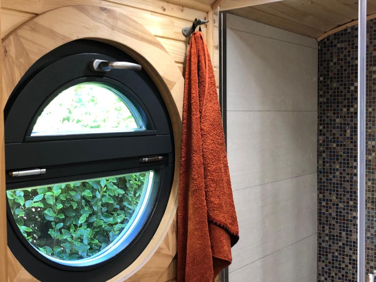 Roulotte Gites O Bien-Etre Massage Spa Sejour Bien-Etre En Hebergement Insolite Roulotte Karantez Ou En Gites Melon Ou Yock A 800 M Des Plages Maison D'Hote Drogou Porspoder Esterno foto